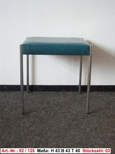 Kunststoffhocker - Marceau Film- und Fernsehausstattung GmbH